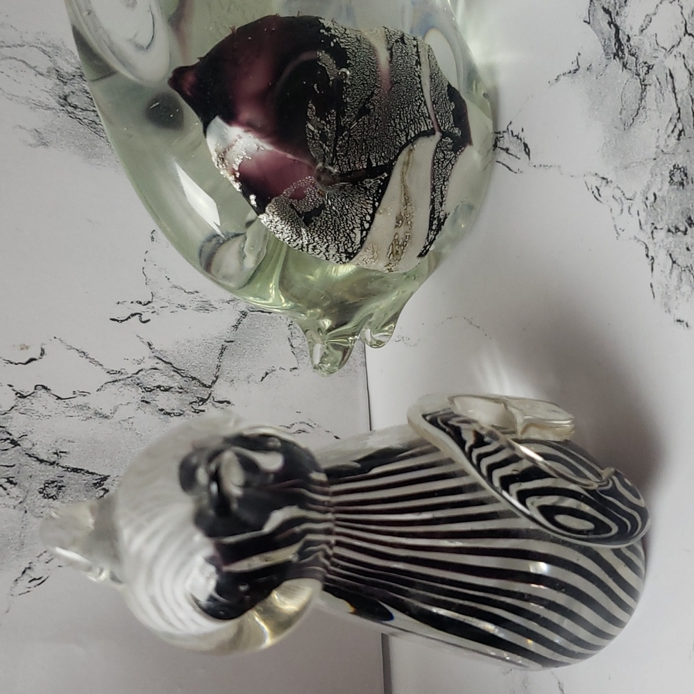 Cat & Fish Paperweights - Picture 3 of 9